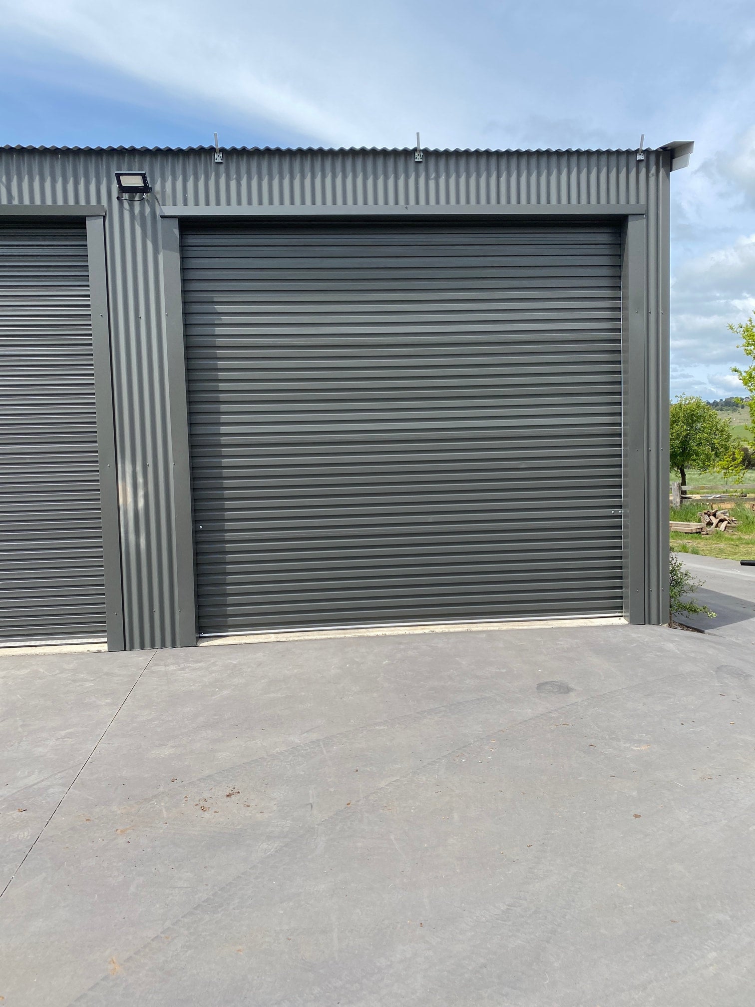 Clearance! Gliderol B Series Roller Door 3300 H X 3470 W Woodland Grey ...